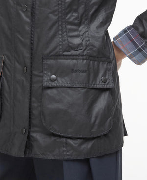 Chaqueta encerada Barbour Beadnell para mujer.