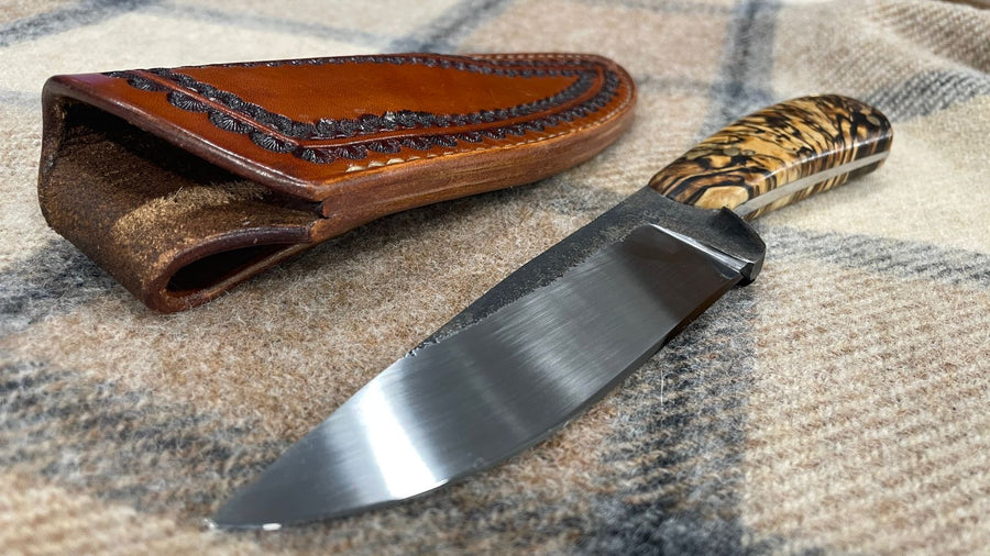 Cuchillo Custom Guillermo Garcimonte en Abedul Estabilizado. Modelo único hecho a mano